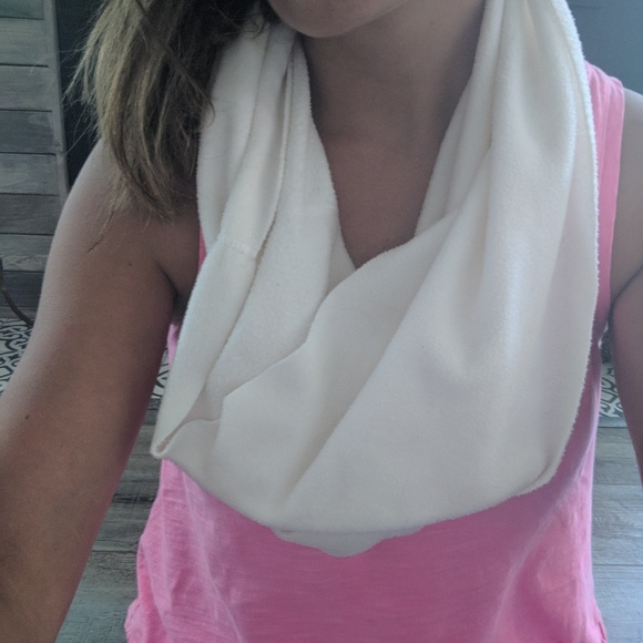 Set of infinity scarves ans cozy socks!!! - Picture 8 of 8